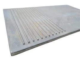 plyta-zeliwna-do-grilla-pelna-50-x-30-plyta-do-grillowania