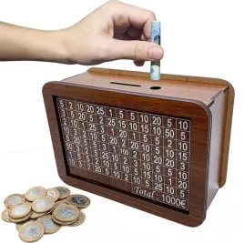 skarbonka-drewniana-vintage-wykreslania-urodziny-personalizacja-1000-euro