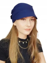 granatowa-chusta-lara-z-daszkiem-na-lato-turban-bez-wzoru-marszczony