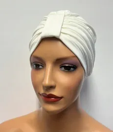 turban-damski-emma-ecru-czapka-z-bambusa-z-elastanem-takze-po-chemioterapii