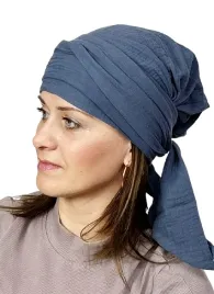 turban-lara-z-muslinu-chusta-na-glowe-szaro-granatowa-tez-po-chemioterapii