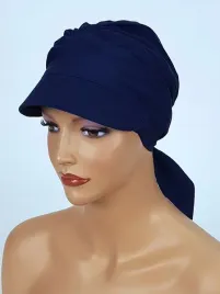 granatowy-turban-tess-z-daszkiem-chusta-marszczona-takze-po-chemioterapii