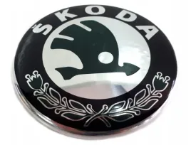 skoda-emblemat-na-klape-maske-80-mm-zielony