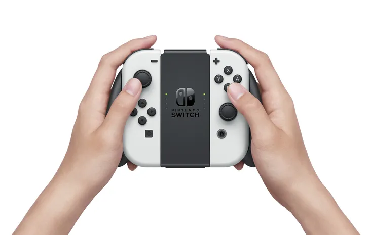 konsola-nintendo-switch-oled-bialy-liczba-kontrolerow-w-zestawie-2