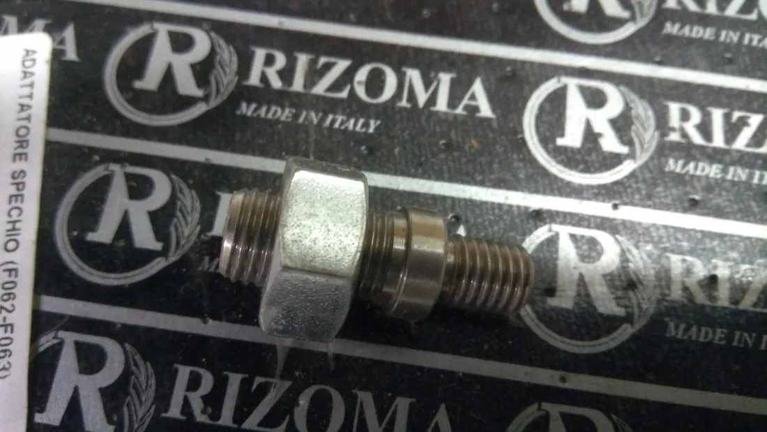 adapter-lusterka-rizoma-stan-nowy