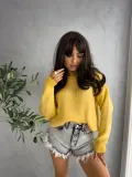 sweter-by-me-nerys-zolty