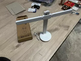 wielofunkcyjna-lampa-biurkowa-led-z-regulowanymi-ramionami-zasilanie-usb