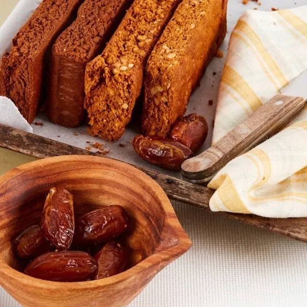baton-dobry-squad-protein-cookie-produkt-nie-zawiera-barwnikow-konserwantow-oleju-palmowego-tluszczy-trans-utwardzanych