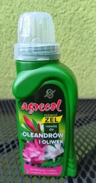nawoz-do-oleandrow-i-oliwek-agrecol-zel-025l