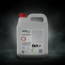 house-pro-by-chemika-plyn-do-lazienki-4l