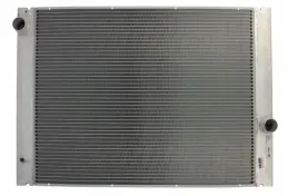 bmw-5-e60-e61-2003-2010-chlodnica-wody-520i-525i