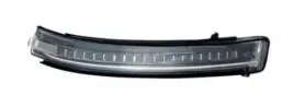 nissan-qashqai-j11-2013-migacz-w-lusterku-prawy