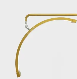 lampa-kosmetyczna-led-podlogowa-mocna-stylizacji-rzes-profesjonalna-zlota