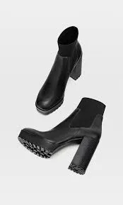 stradivarius-czarne-botki-na-platformie-40-70040-marka-stradivarius