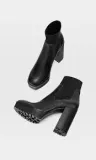 stradivarius-czarne-botki-na-platformie-40-70040-marka-stradivarius