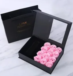 elegancki-zestaw-z-rozami-wyjatkowy-prezent-dla-niej