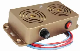 mocny-samochodowy-odstraszacz-kun-myszy-szczurow-automatyczny-on-off