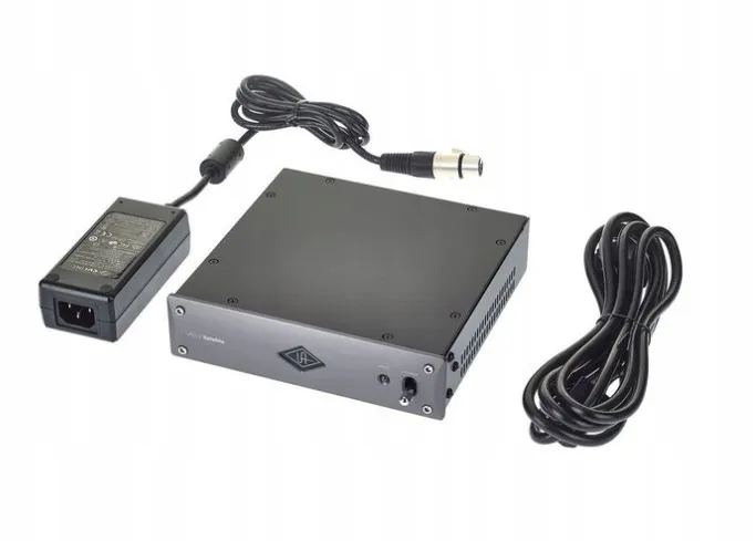 universal-audio-uad-2-satellite-octo-system-dsp-thunderbolt-3-marka-universal-audio