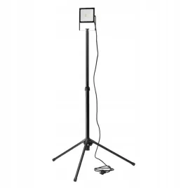 lampa-robocza-led-na-statywie-1900-lm-20-w-ip65