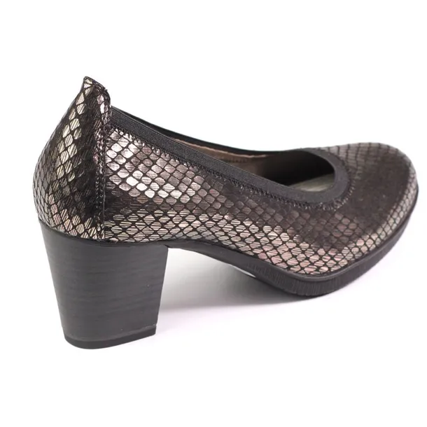 12243627-949-marka-tamaris