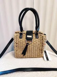 monnari-torebka-kuferek-koszyk-ciemnobezowy-z-czarnym