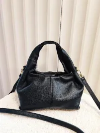 laura-biaggi-torba-mini-shopper-skorzana-czarna-z-przeszyciem