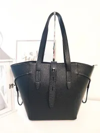 laura-biaggi-torba-shopper-skorzana-czarna