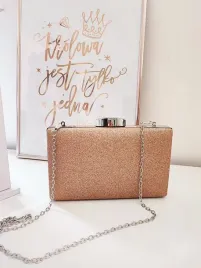 torebka-wizytowa-rozowa-blyszczaca