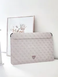 guess-case-na-laptopa-16-rozowy-logowany
