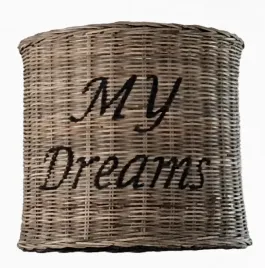 abazur-klosz-rattanowy-duzy-hampton-z-napisem-my-dreams