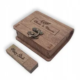 pendrive-32gb-30-drewniane-pudelko-grawer