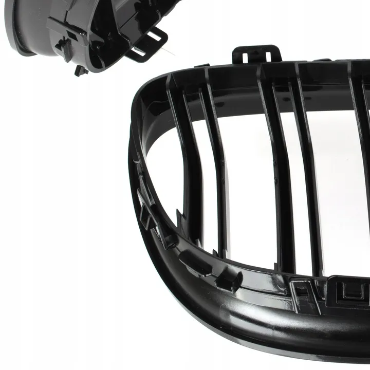 nerki-grill-atrapa-czarny-polysk-do-bmw-e90-e91lifting-2008-2013