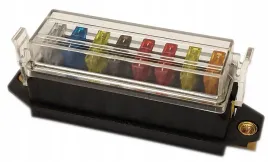 skrzynka-gniazdo-obudowa-bezpiecznikow-uni-8-pol-ursus-c360-c330