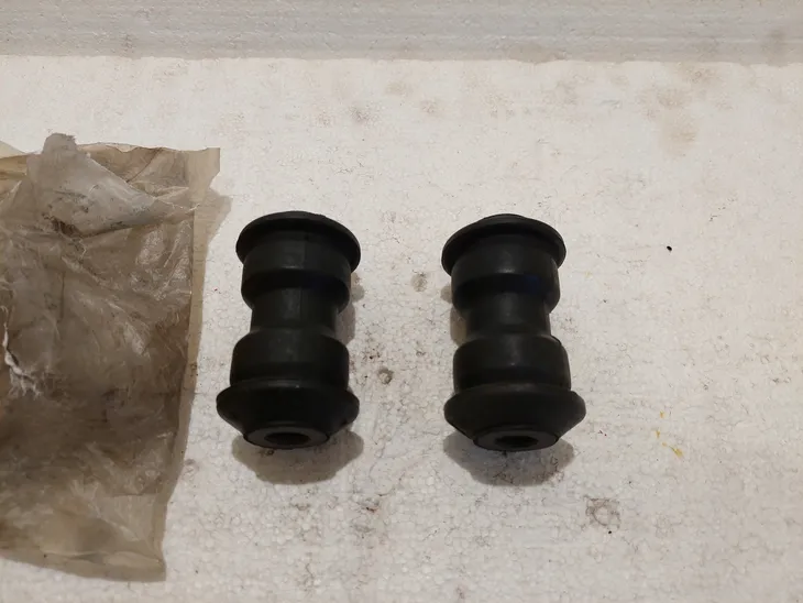 tuleja-resoru-db-db814-febi-febi-bilstein-f02876-strona-zabudowy-przod