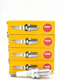 4x-swiece-zaplonowe-ngk-zfr5f-11-2262-kia-ceed-hyundai-i20-i30-1-4-1-6