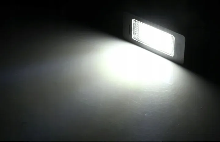 podswietlenie-tablicy-rejestracyjnej-led-do-bmw-e39-e60-e61-x5-e90-e91-e93