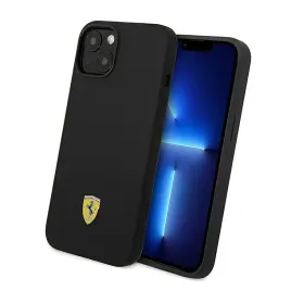 etui-ferrari-silicone-metal-logo-do-iphone-14-plus-czarne
