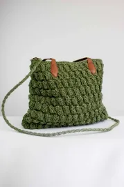 torebka-na-ramie-z-plecionki-w-stylu-boho-zielen-uni