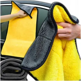puszysty-recznik-z-mikrofibry-800g-m2-do-osuszania-samochodu-auta-detailing