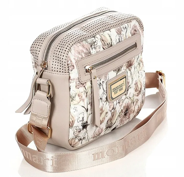 monnari-cudowna-bezowa-pakowna-pikowana-listonoszka-w-kwiaty-logo-pasek