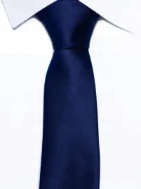 elegancki-krawat-meski-klasyczny-granatowy-gladki-lekko-blyszczacy-modny