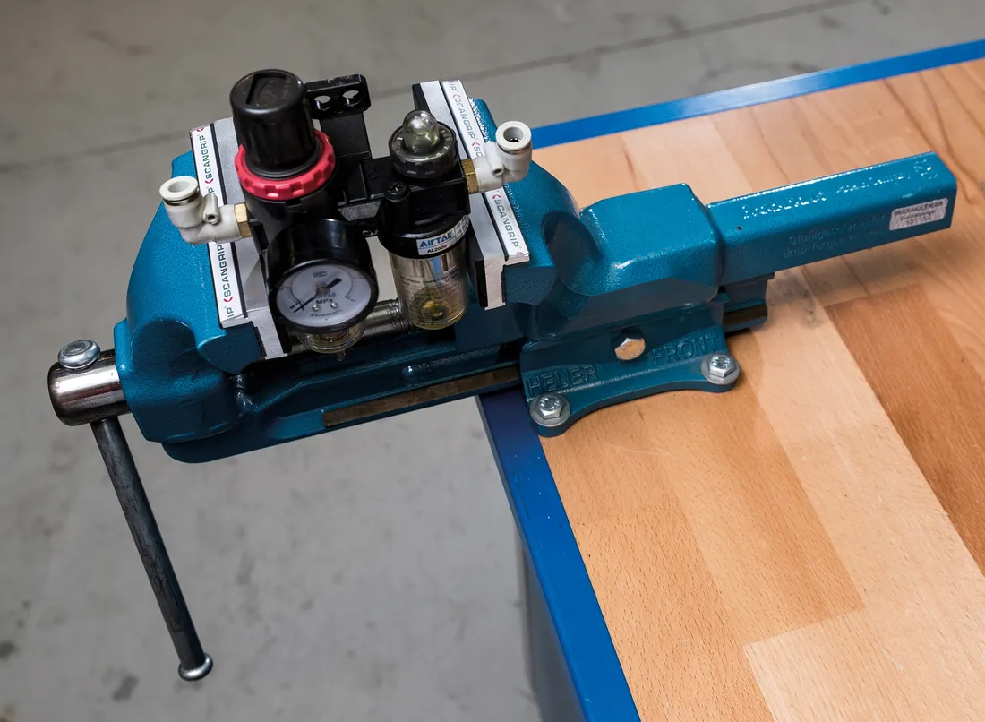 imadlo-stolowe-scangrip-1-mm