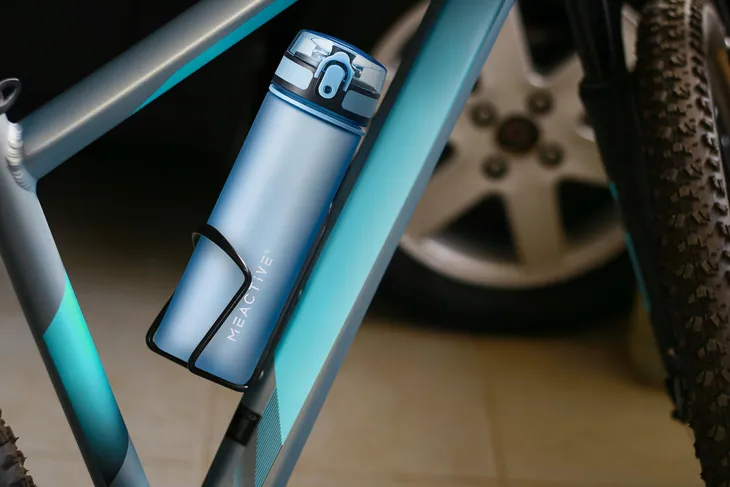 butelka-na-wode-niebieska-500ml-meactive-stan-nowy-pojemnosc-500-ml