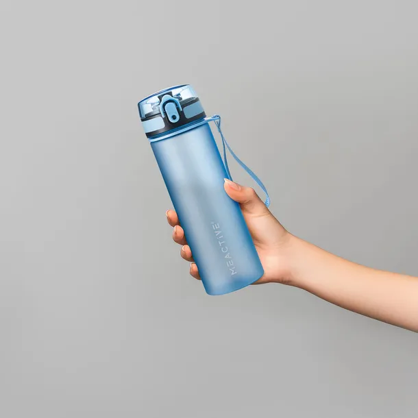 butelka-na-wode-niebieska-500ml-meactive-stan-nowy-material-dominujacy-tworzywo-sztuczne