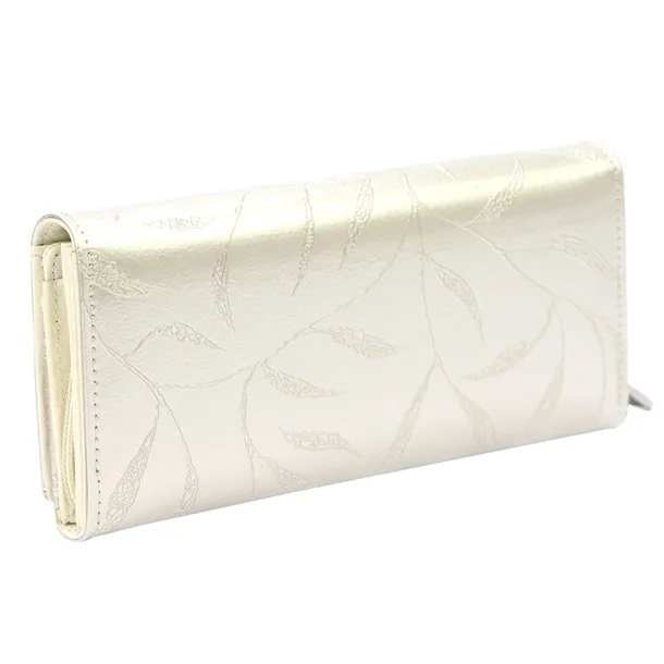 02leaf106-marka-pierre-cardin