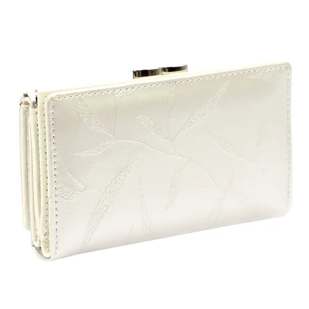 02leaf108-marka-pierre-cardin