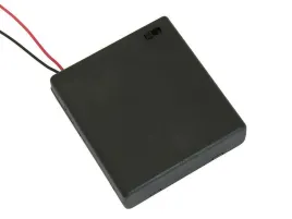 koszyk-baterii-r6x4-iiii-z-pokrywka-i-wylacznikiem-2659