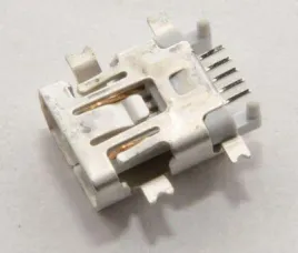 gniazdo-mini-usb-5-pin-srodkowy-montaz-smd-usbm-012