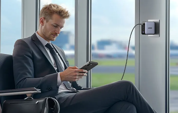 ladowarka-sieciowa-ugreen-gan-200w-kod-producenta-ugreen-stan-nowy