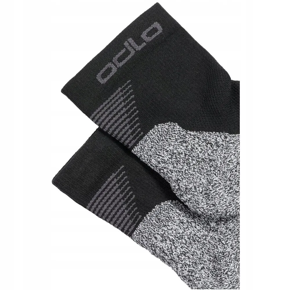 odlo-skarpety-ceramicool-run-socks-quarter